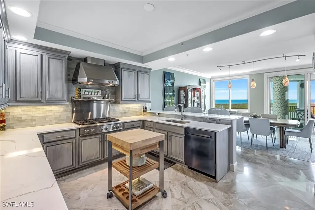 275 Indies Way Naples FL 34110