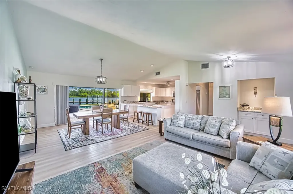 13820 River Forest Drive Fort Myers FL 33905