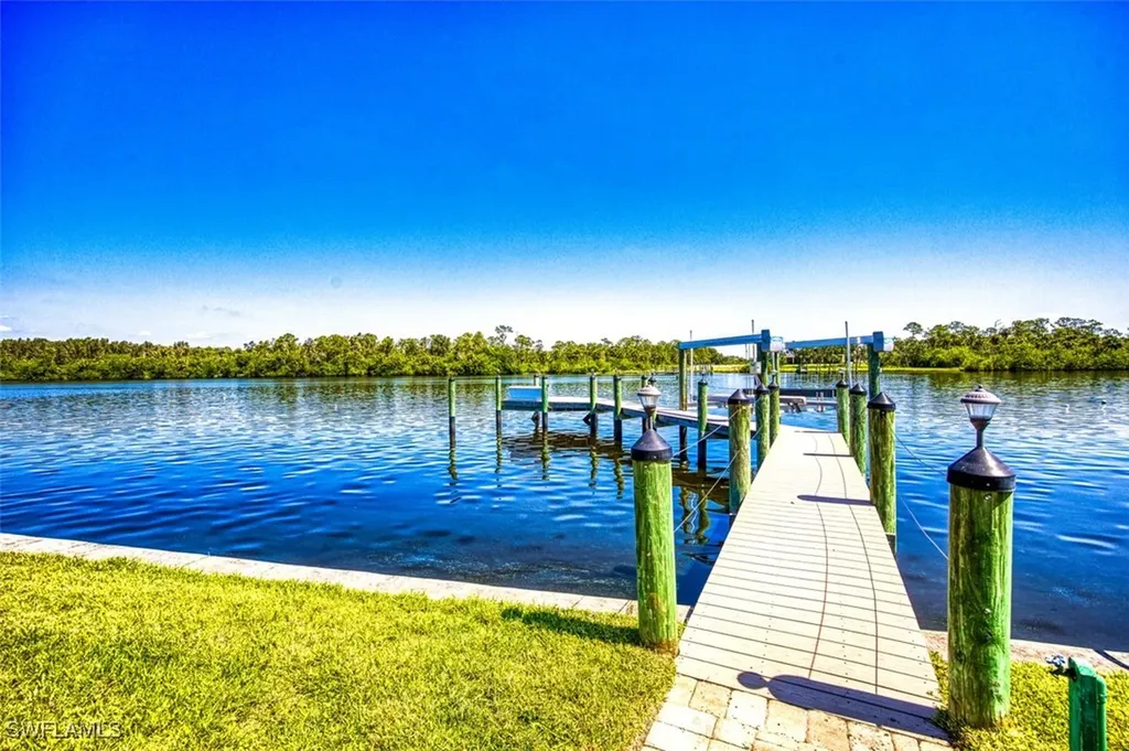 13820 River Forest Drive Fort Myers FL 33905