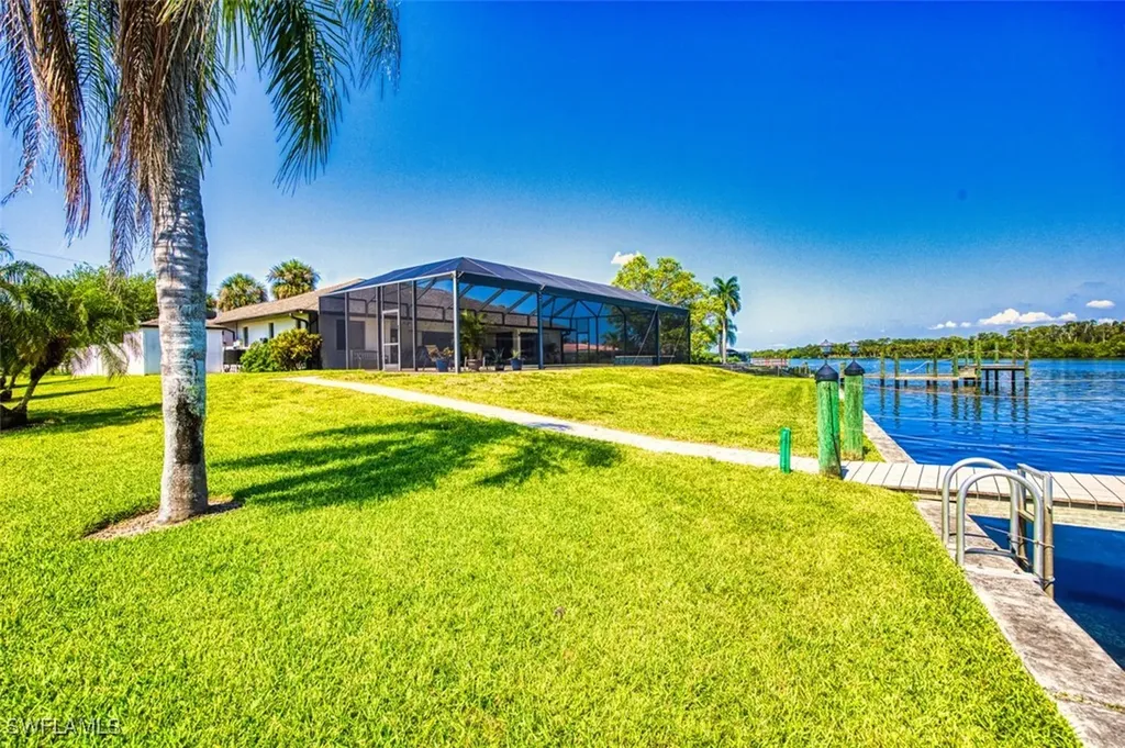 13820 River Forest Drive Fort Myers FL 33905