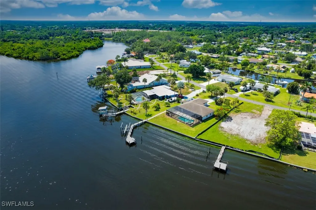 13820 River Forest Drive Fort Myers FL 33905