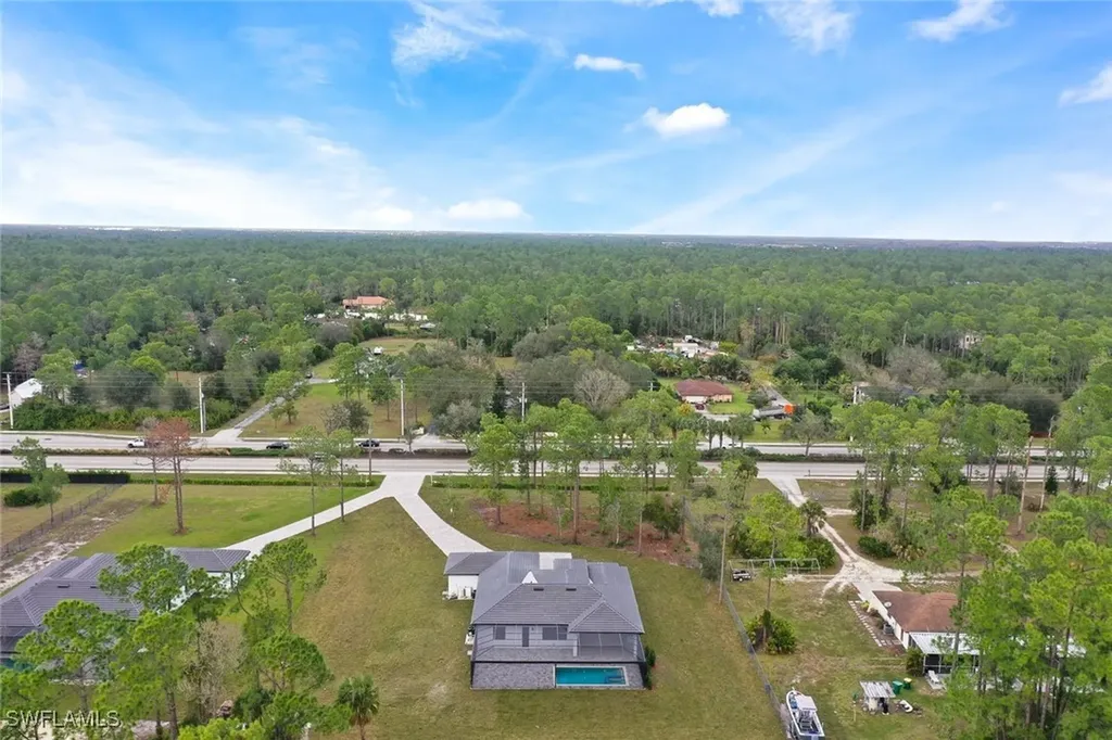 2806-2840 Golden Gate Boulevard W Naples FL 34117