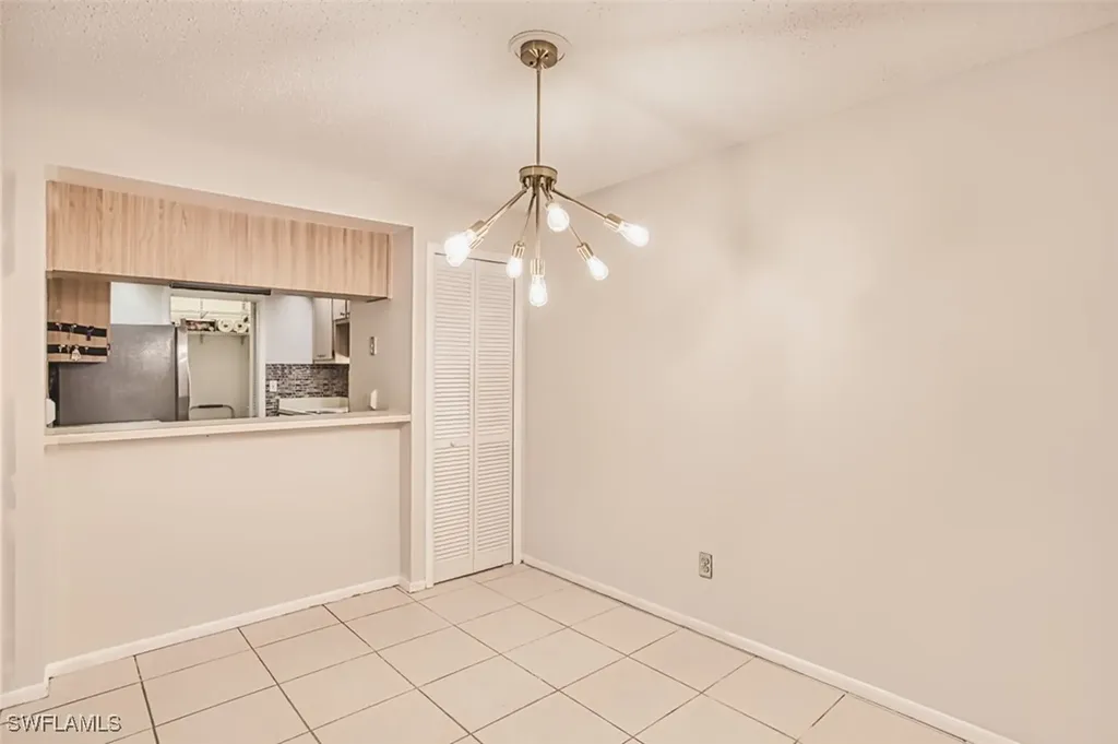 8061 S Woods Circle Fort Myers FL 33919
