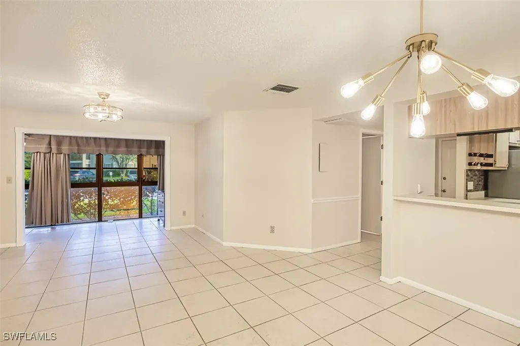 8061 S Woods Circle Fort Myers FL 33919