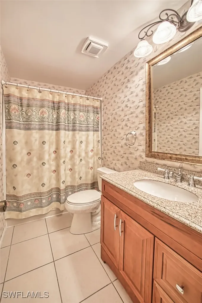 8061 S Woods Circle Fort Myers FL 33919