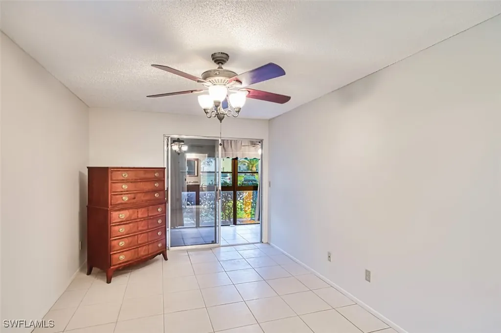 8061 S Woods Circle Fort Myers FL 33919