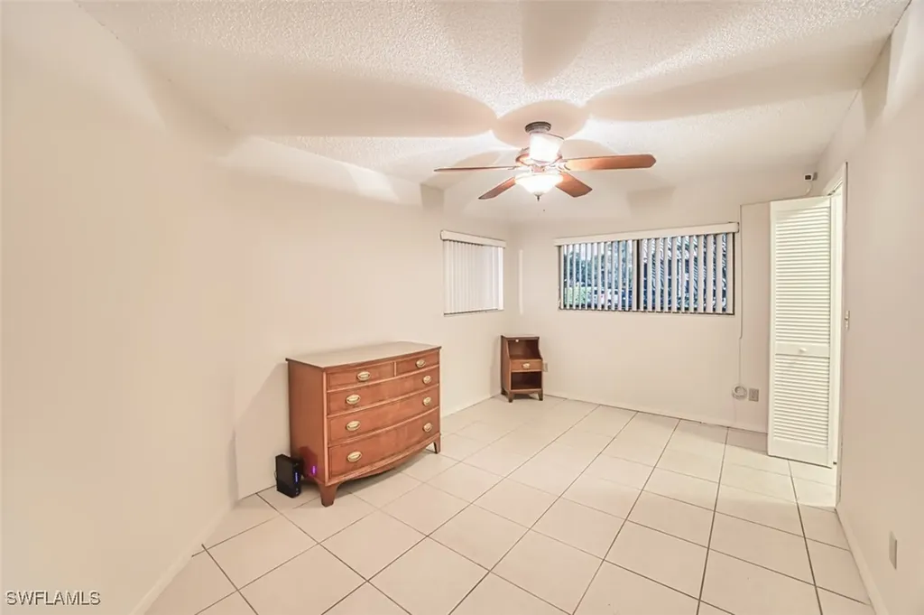 8061 S Woods Circle Fort Myers FL 33919