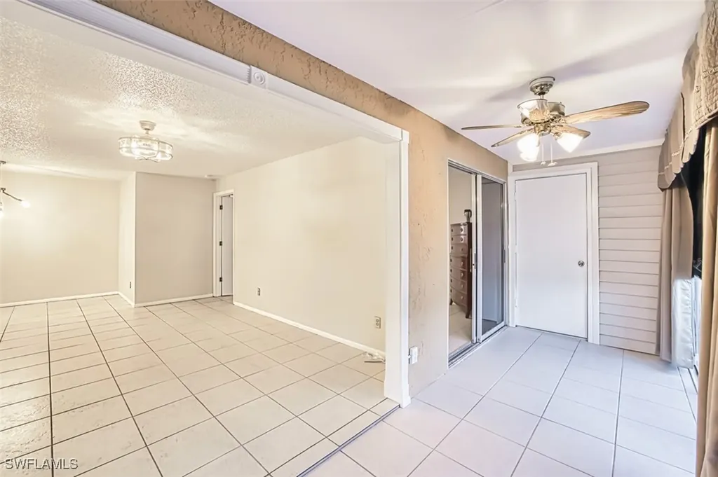 8061 S Woods Circle Fort Myers FL 33919