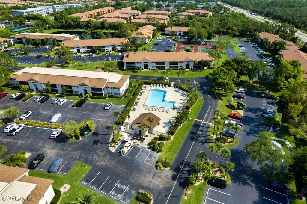 8061 S Woods Circle Fort Myers FL 33919