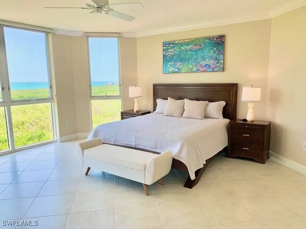 6597 Nicholas Boulevard Naples FL 34108