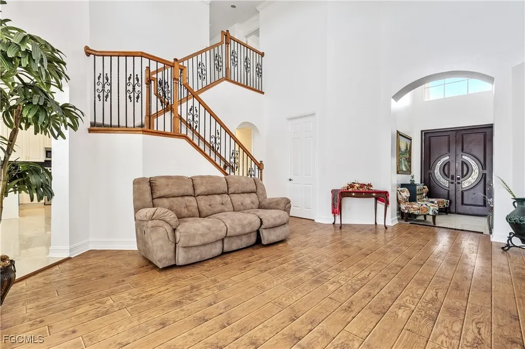 3101 SW 26th Place Cape Coral FL 33914