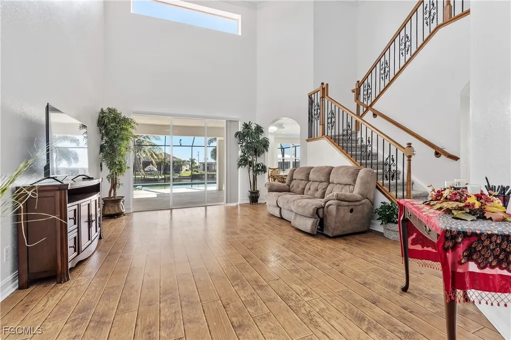 3101 SW 26th Place Cape Coral FL 33914