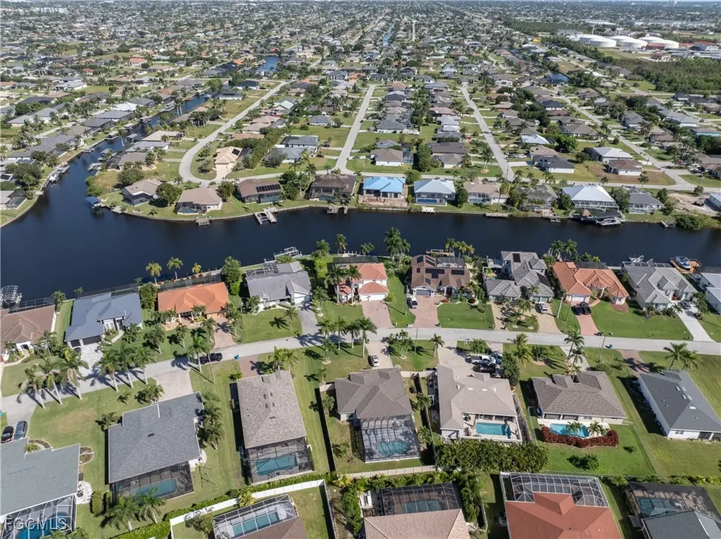 3101 SW 26th Place Cape Coral FL 33914