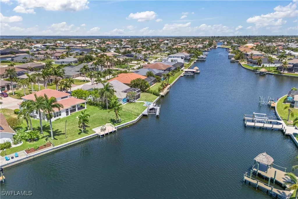 3101 SW 26th Place Cape Coral FL 33914