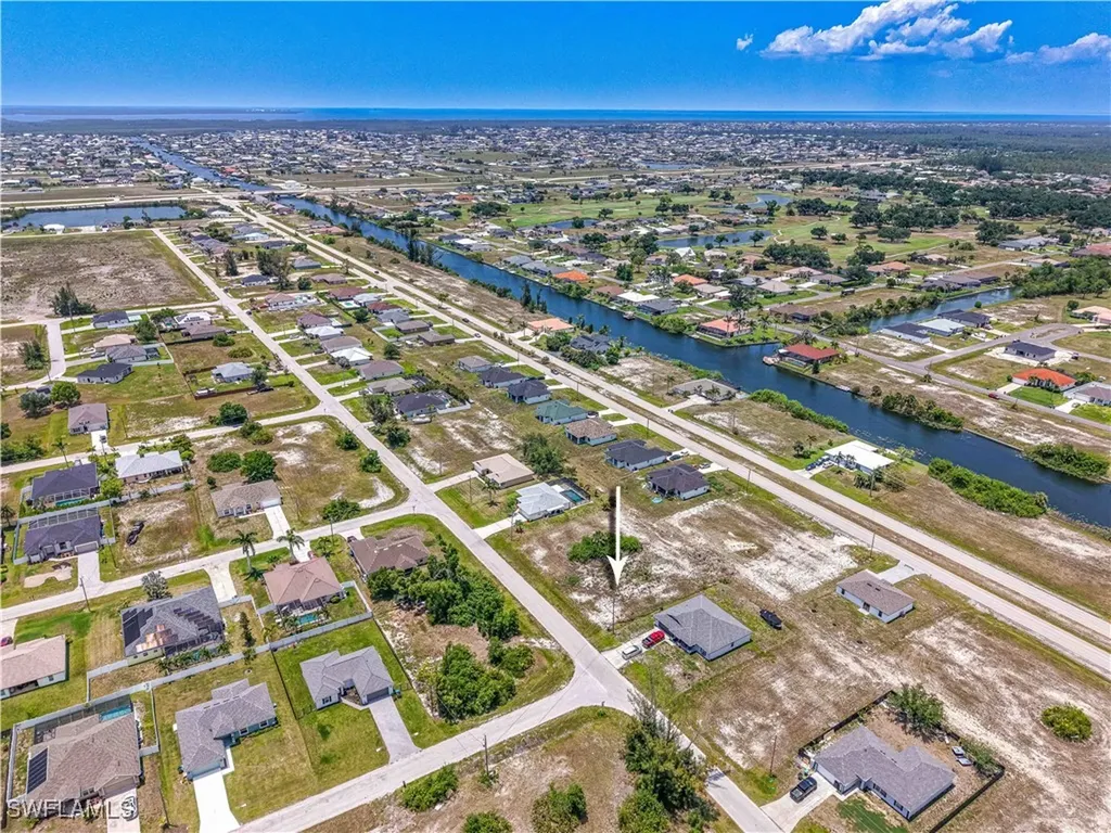1206 NE 9th Avenue Cape Coral FL 33909