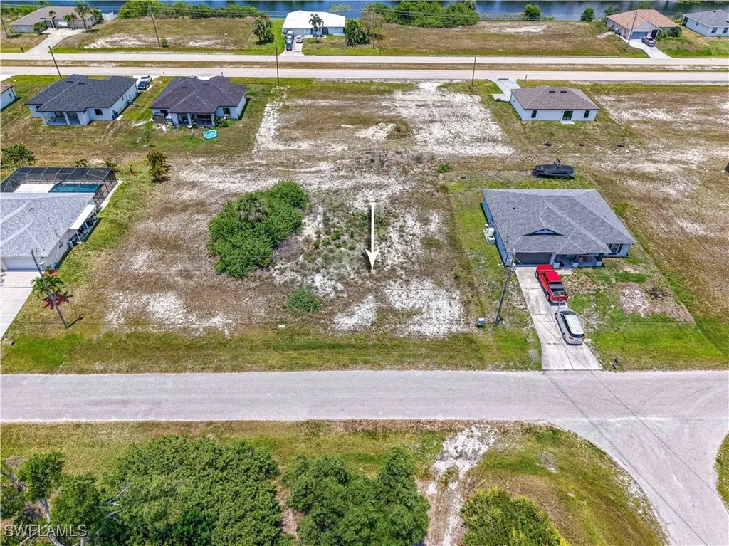 1206 NE 9th Avenue Cape Coral FL 33909