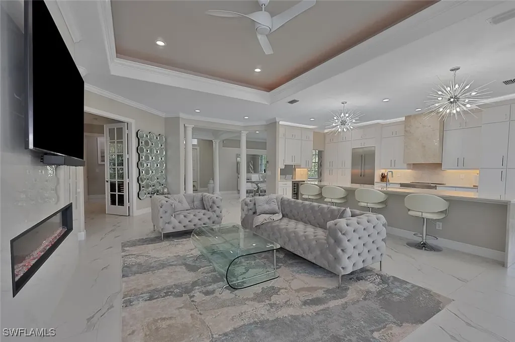 2722 Olde Cypress Drive Naples FL 34119