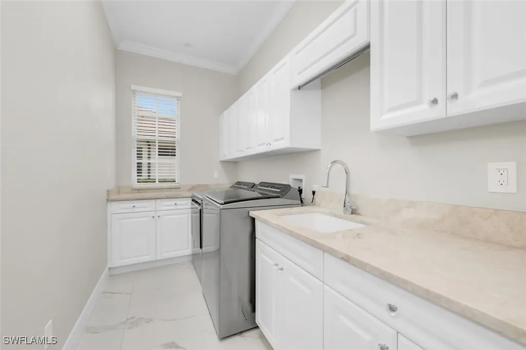 2722 Olde Cypress Drive Naples FL 34119