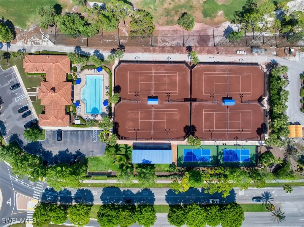 2722 Olde Cypress Drive Naples FL 34119