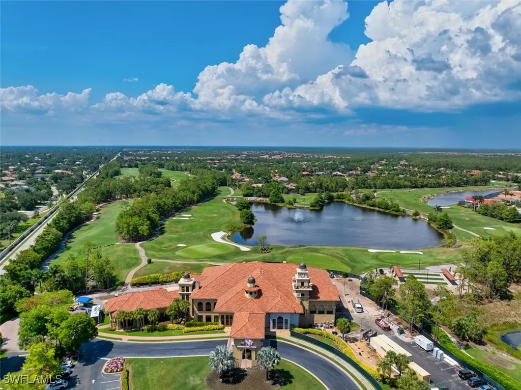 2722 Olde Cypress Drive Naples FL 34119