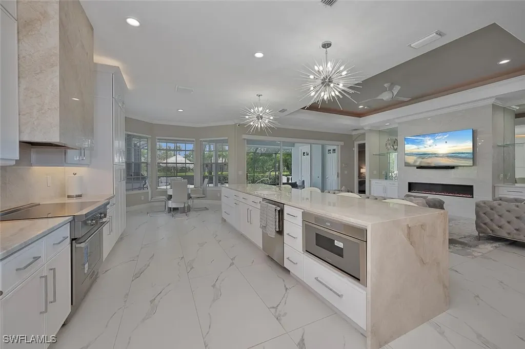2722 Olde Cypress Drive Naples FL 34119