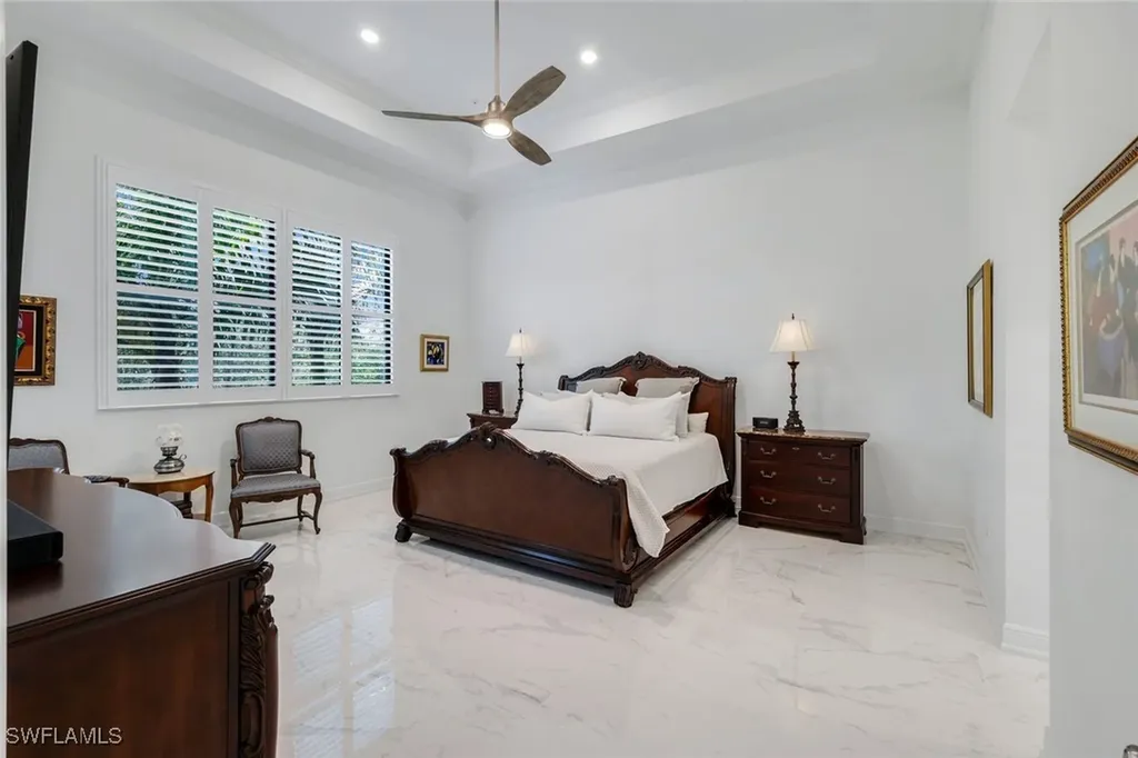 2488 Breakwater Way Naples FL 34112