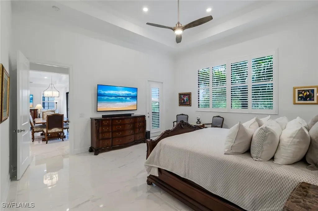 2488 Breakwater Way Naples FL 34112