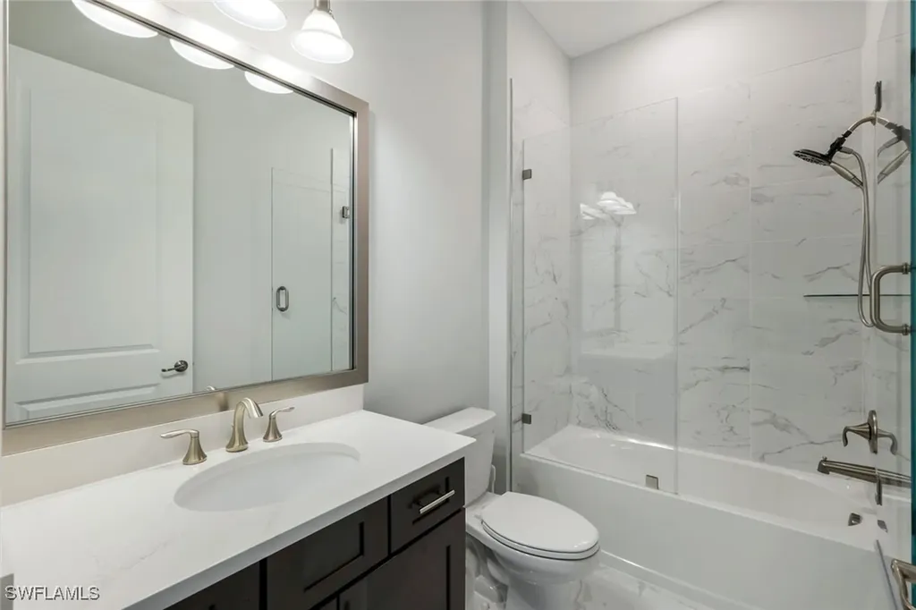 2488 Breakwater Way Naples FL 34112