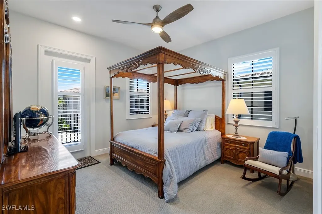 2488 Breakwater Way Naples FL 34112