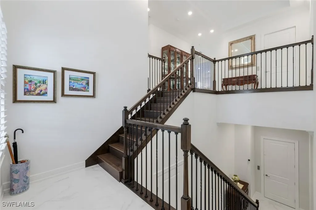 2488 Breakwater Way Naples FL 34112