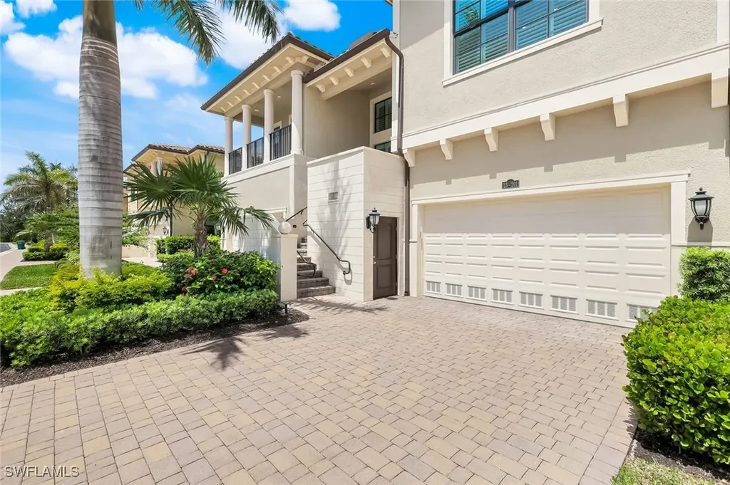 2488 Breakwater Way Naples FL 34112