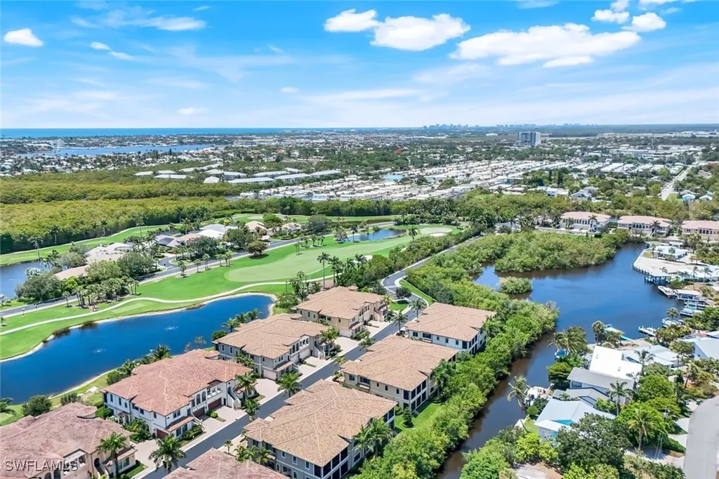 2488 Breakwater Way Naples FL 34112