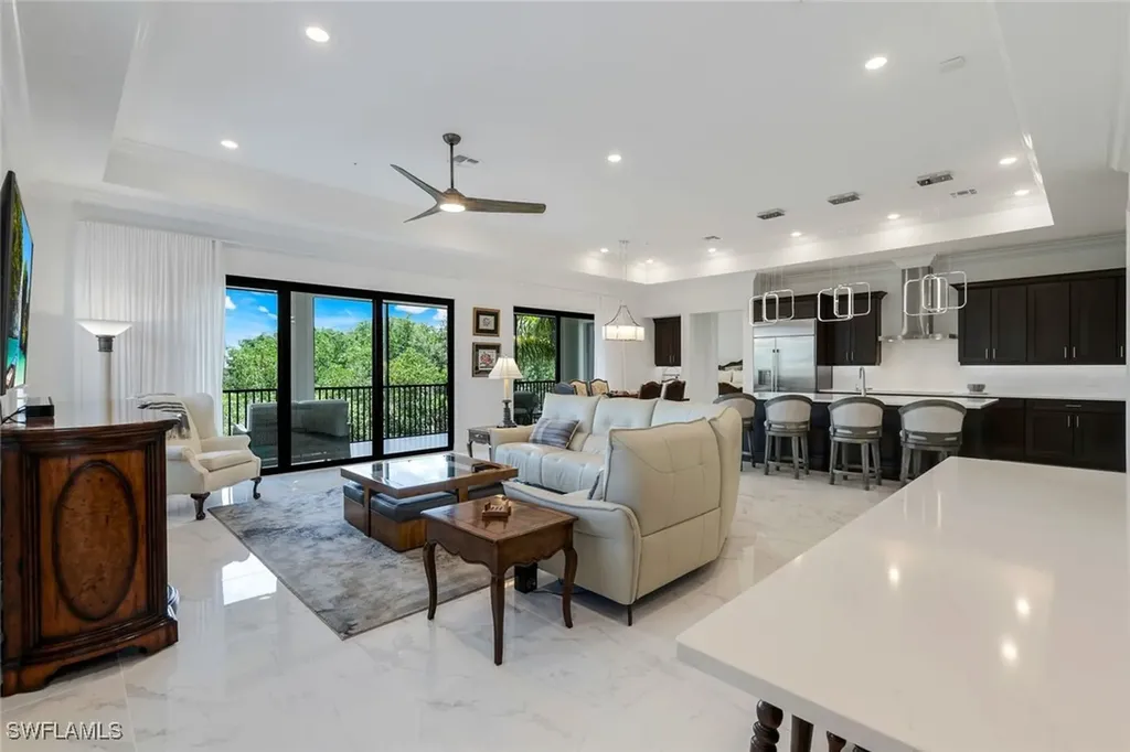 2488 Breakwater Way Naples FL 34112