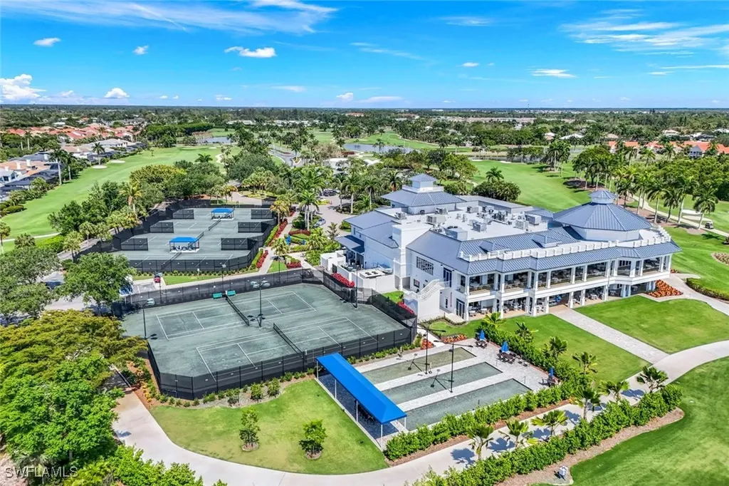 2488 Breakwater Way Naples FL 34112