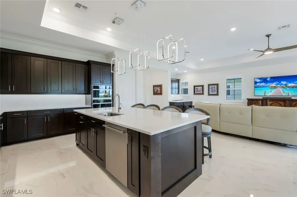 2488 Breakwater Way Naples FL 34112