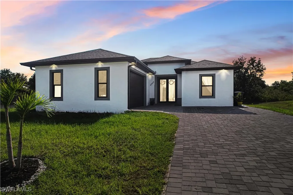 6005 Beth Avenue N Lehigh Acres FL 33971
