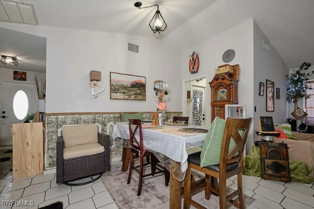 1120 SE 30th Street Cape Coral FL 33904