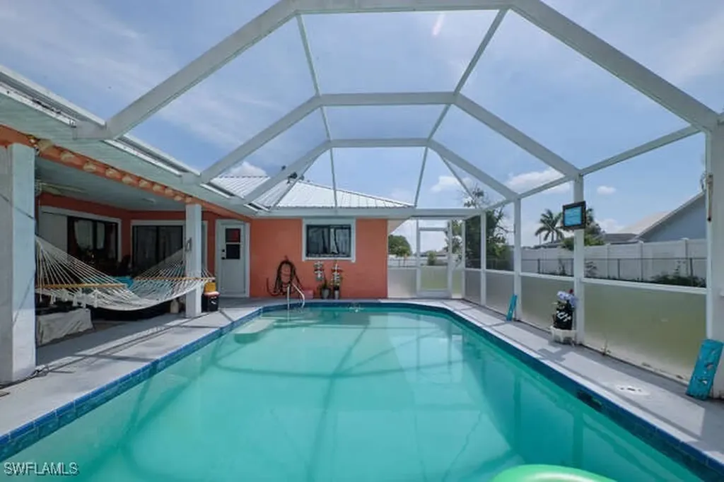 1120 SE 30th Street Cape Coral FL 33904