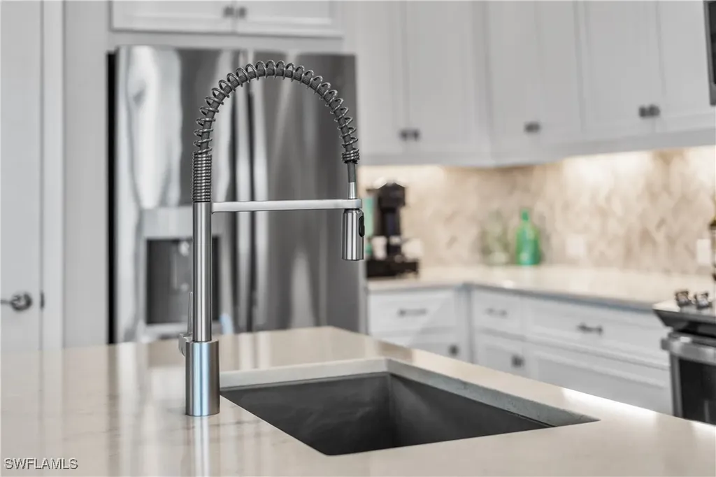 2609 Seychelles Circle Naples FL 34112