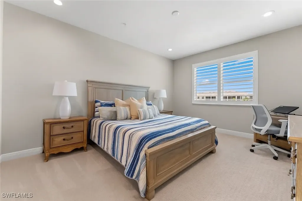 2609 Seychelles Circle Naples FL 34112