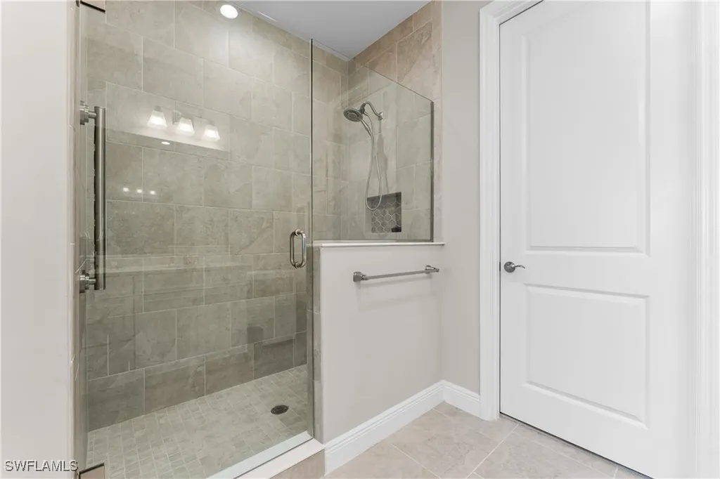 2609 Seychelles Circle Naples FL 34112