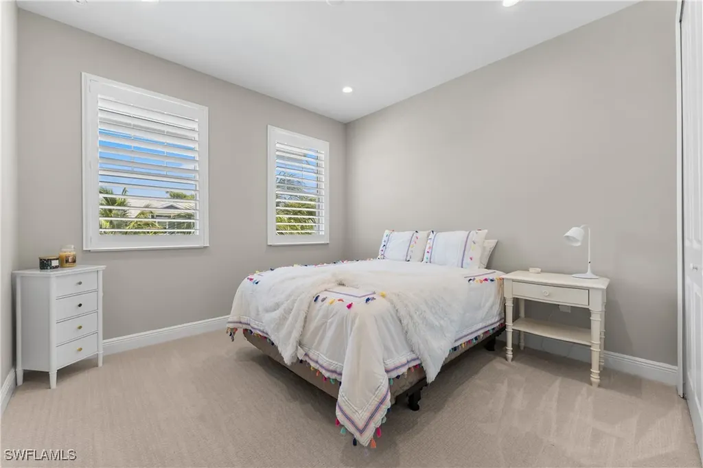 2609 Seychelles Circle Naples FL 34112