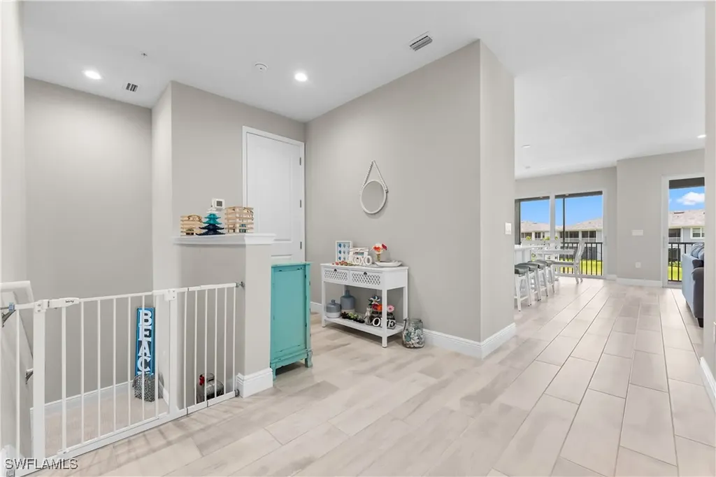 2609 Seychelles Circle Naples FL 34112