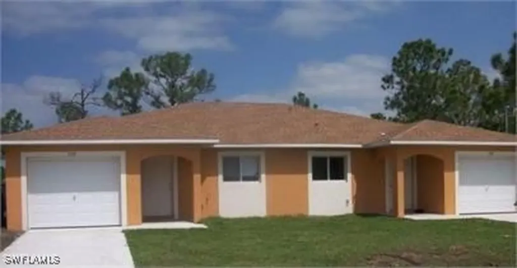 111 E 12th Street Lehigh Acres FL 33972