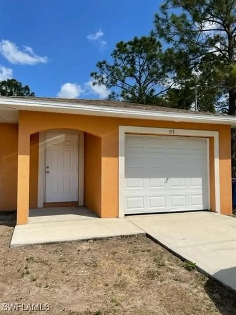 111 E 12th Street Lehigh Acres FL 33972