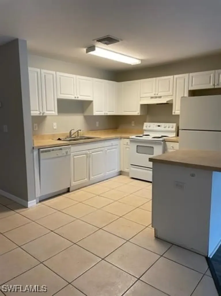 111 E 12th Street Lehigh Acres FL 33972