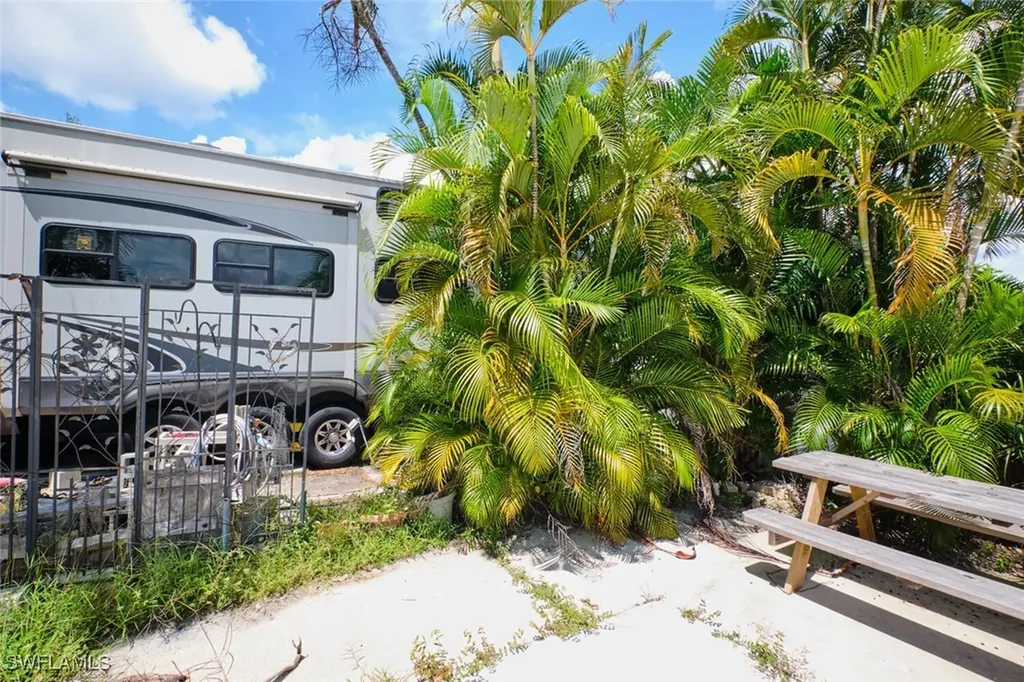 17135 Taffy Street Fort Myers FL 33908