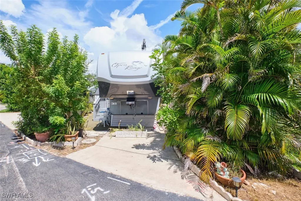 17135 Taffy Street Fort Myers FL 33908