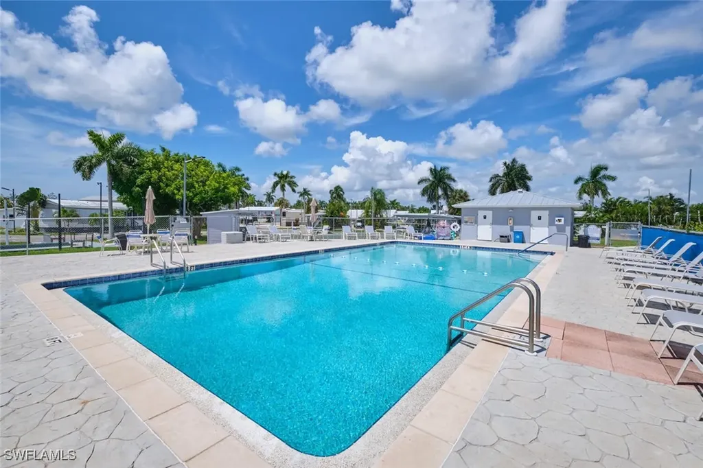 17135 Taffy Street Fort Myers FL 33908