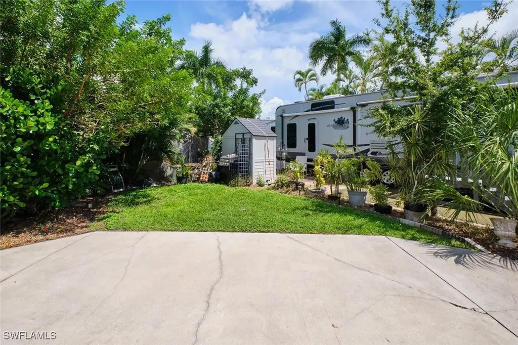 17135 Taffy Street Fort Myers FL 33908